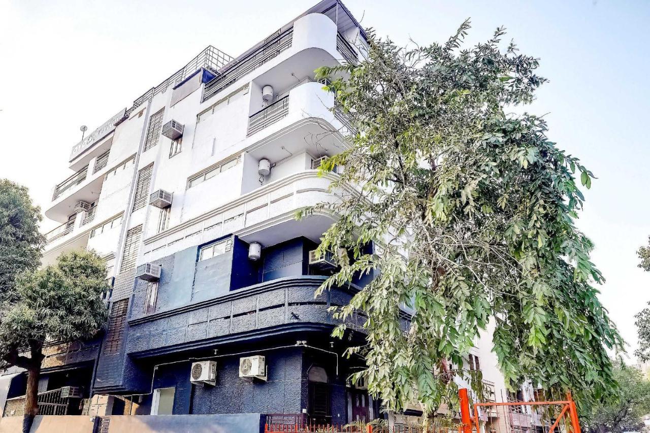 Collection O 71756 Hotel Silver Arrow Near Pacific Mall Tagore Garden Delhi  Exterior foto