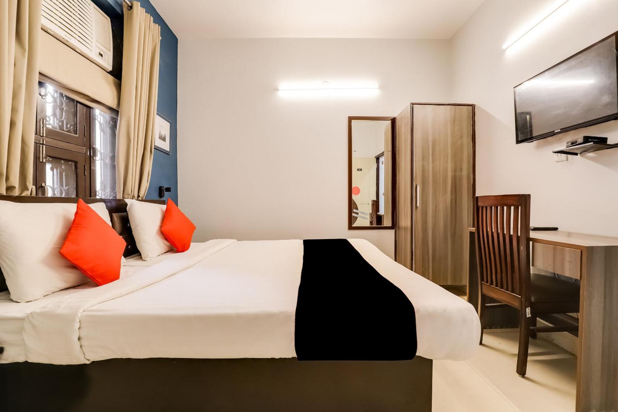 Collection O 71756 Hotel Silver Arrow Near Pacific Mall Tagore Garden Delhi  Exterior foto
